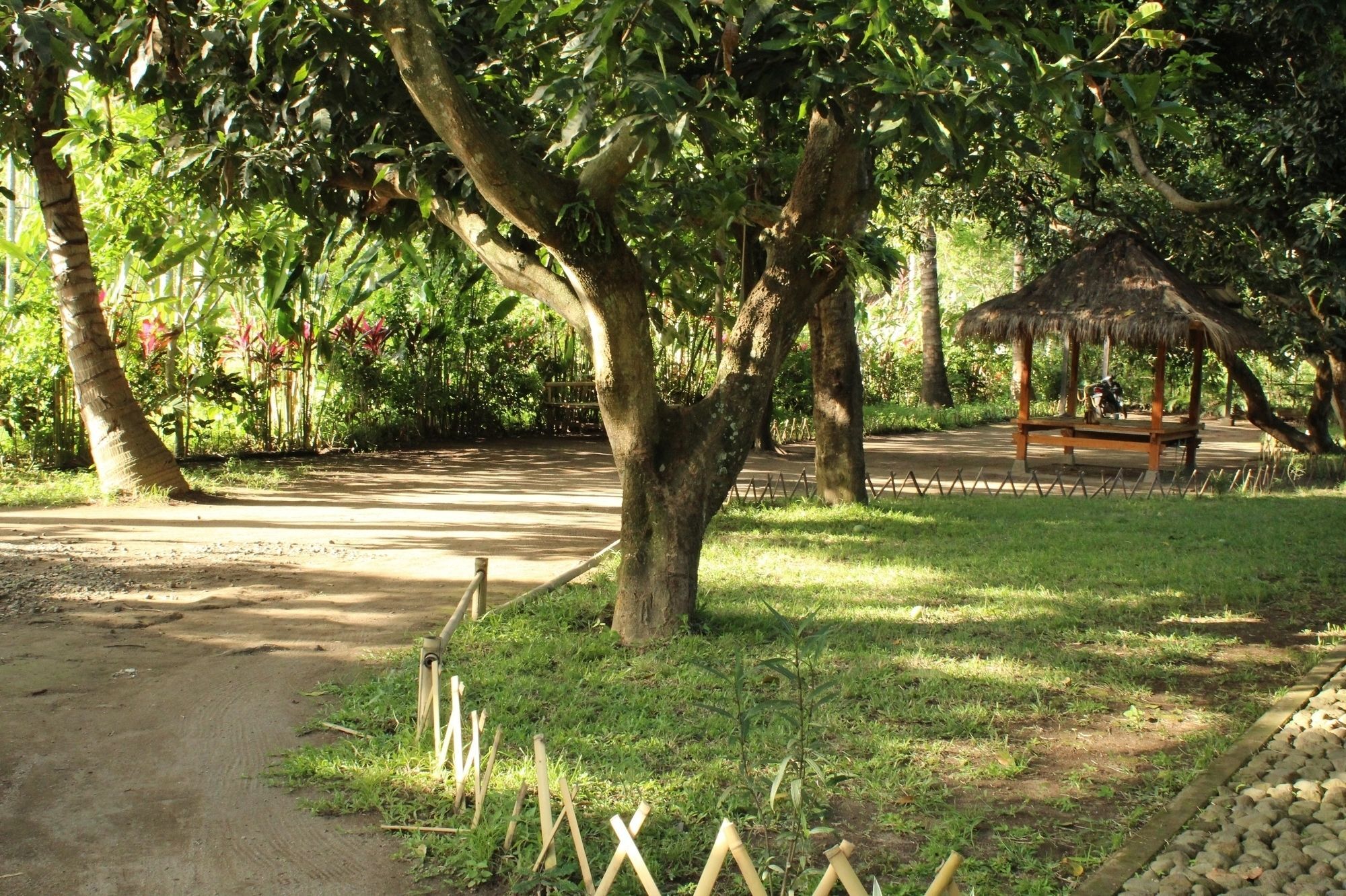 Lendang Homestay 망시트 외부 사진